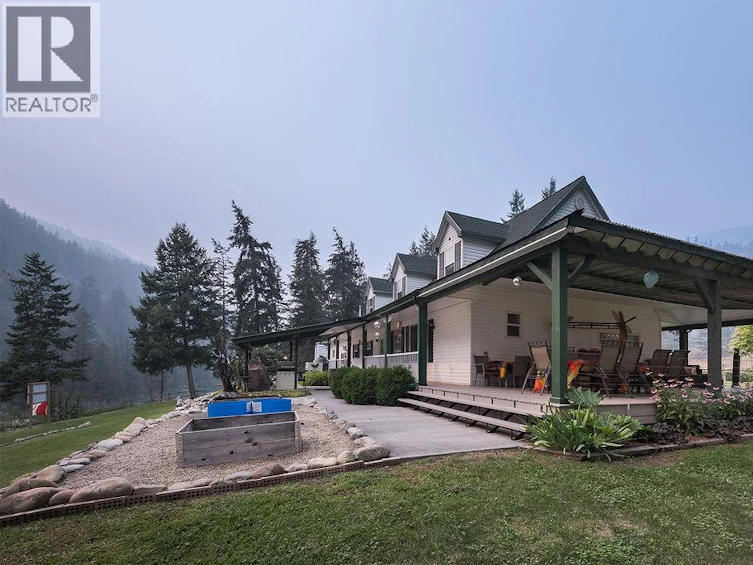 2821 Old Hedley Road, Princeton, BC, V0X 1K0 - 3