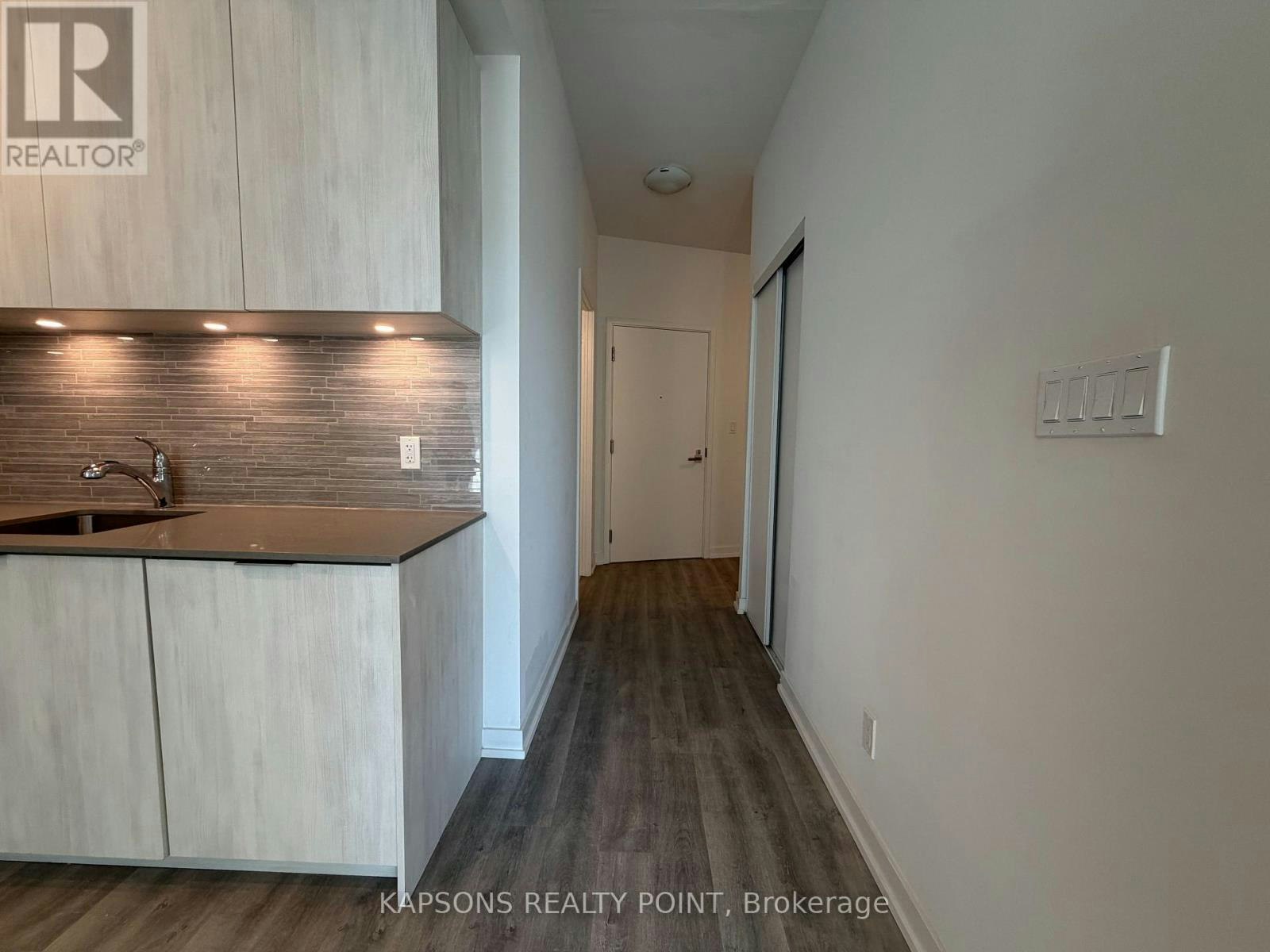 110-50 Ordnance Street, Toronto, ON, M6K 1A2 - 6