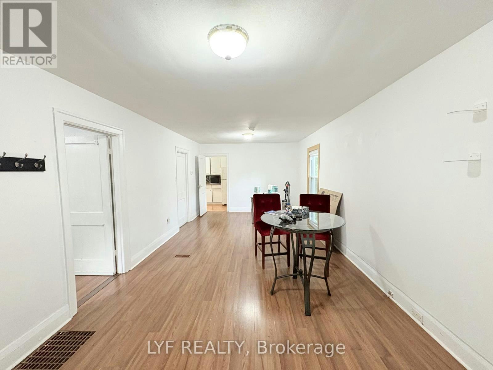 RM 1-173 Maple Avenue, Richmond Hill, ON, L4C 2J1 - 4