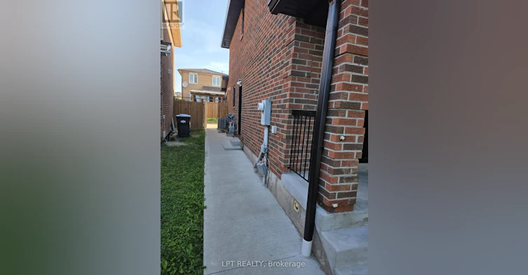 17 Alabaster Drive, Brampton, ON, L6V 4E5 - 2