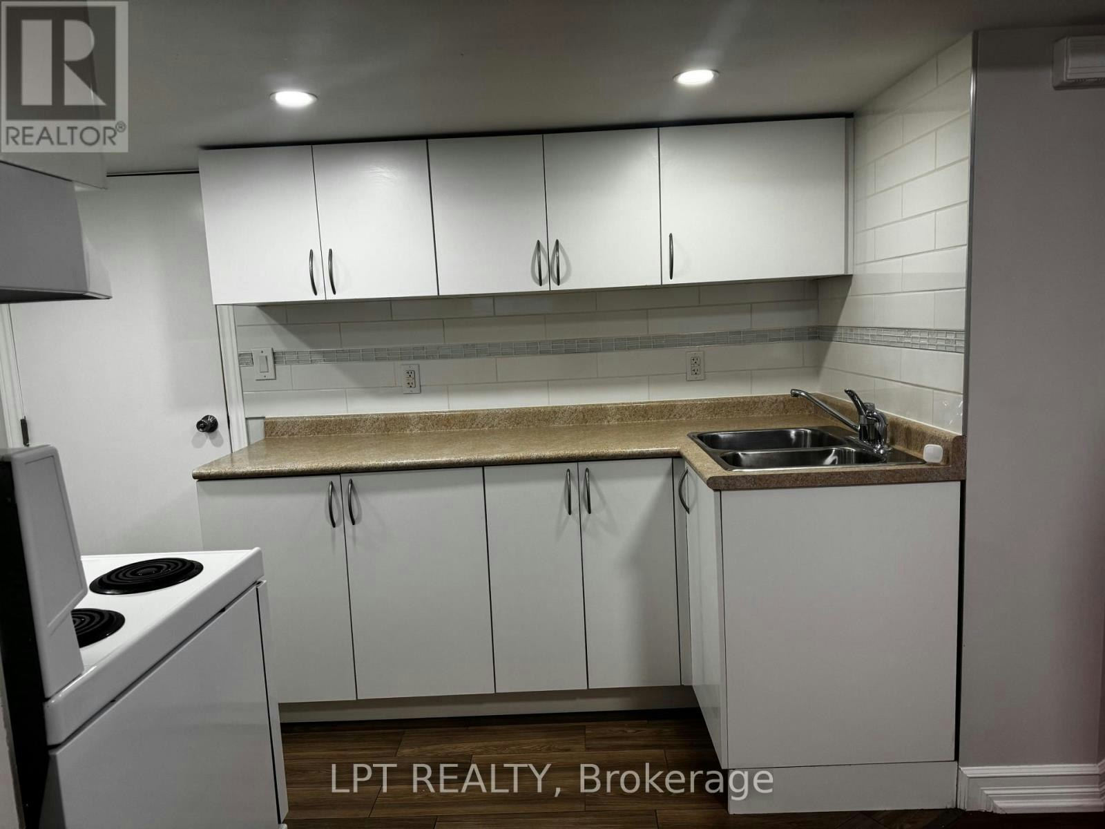 17 Alabaster Drive, Brampton, ON, L6V 4E5 - 5