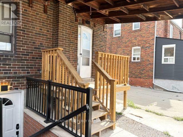 540 Old Weston Road, Toronto, ON, M6N 3B1 - 3