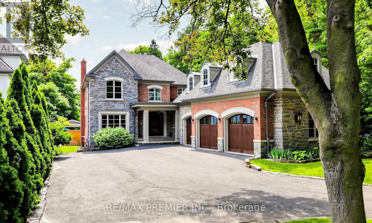 2064 Dickson Road
