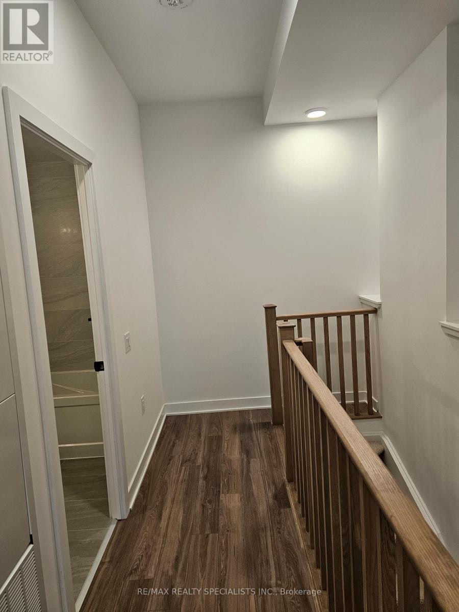 105-2782 Barton Street, Hamilton, ON, L8E 2J8 - 5