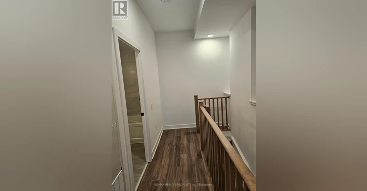 105-2782 Barton Street, Hamilton, ON, L8E 2J8 - 5