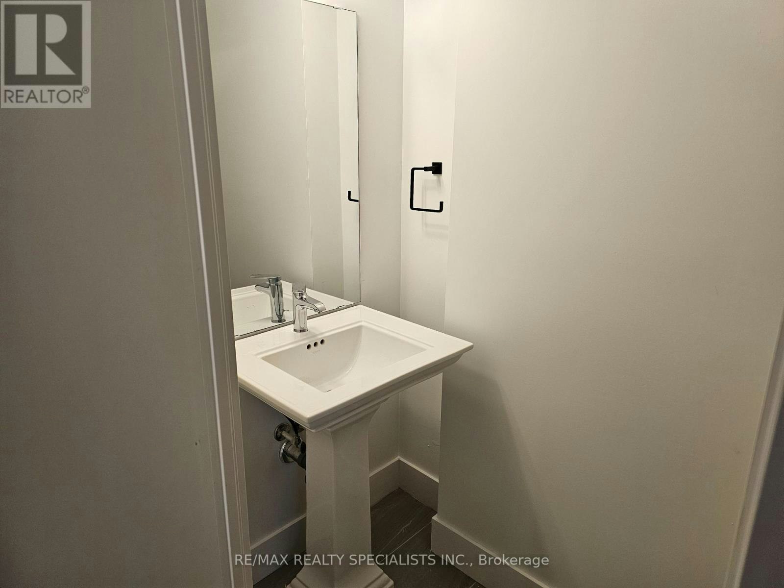105-2782 Barton Street, Hamilton, ON, L8E 2J8 - 17