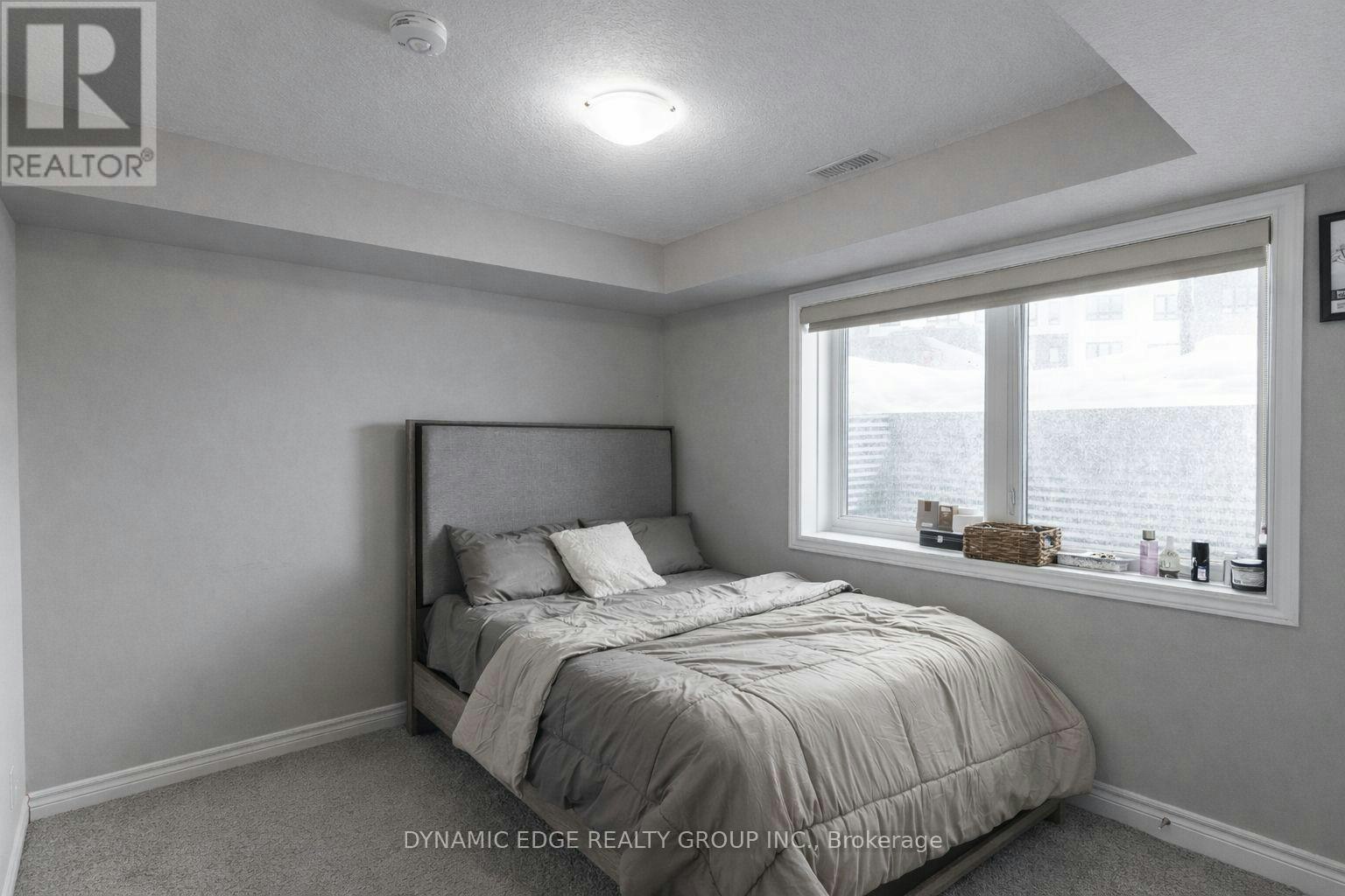 25-235 Chapel Hill Drive, Kitchener, ON, N2R 0S4 - 10