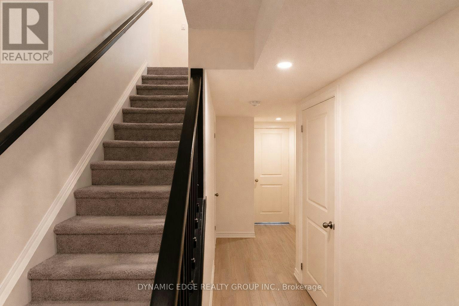 25-235 Chapel Hill Drive, Kitchener, ON, N2R 0S4 - 9