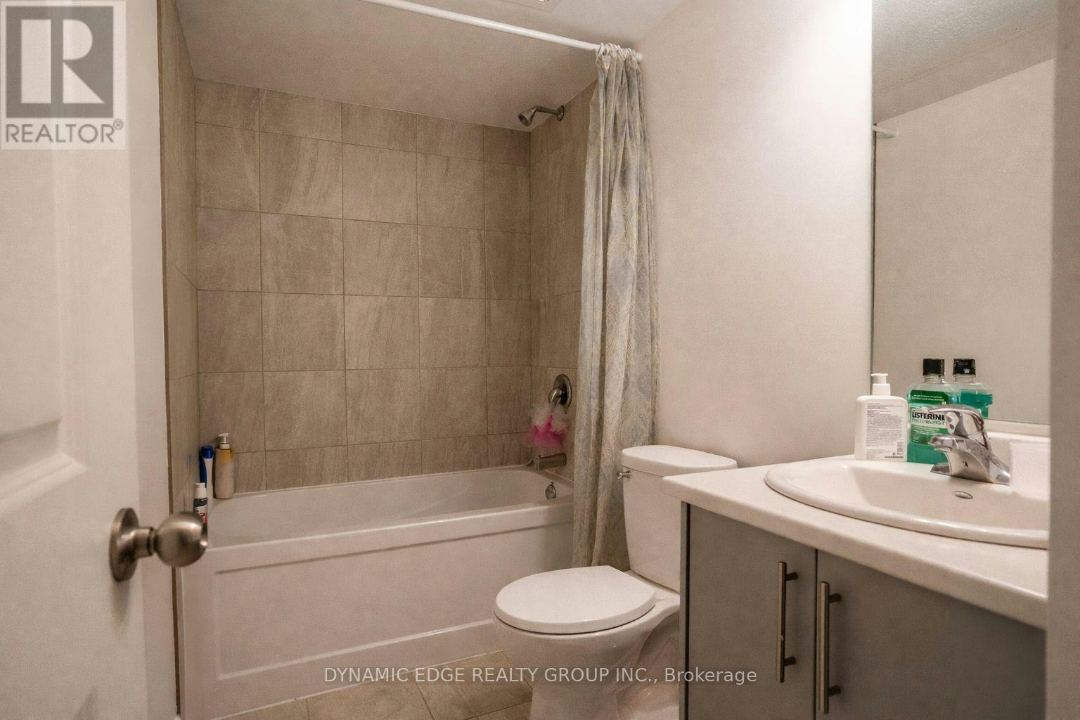 25-235 Chapel Hill Drive, Kitchener, ON, N2R 0S4 - 13