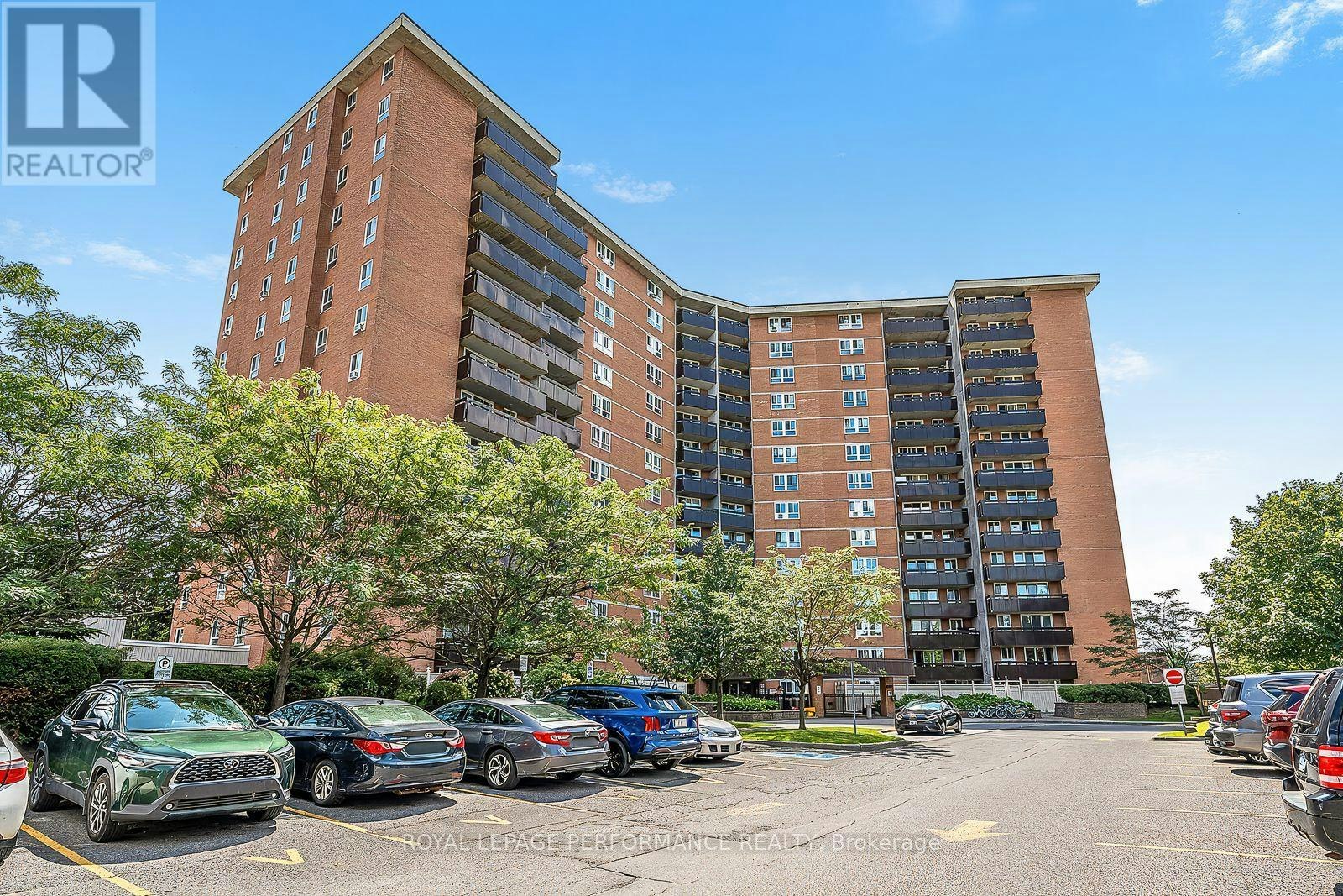 1406-2000 Jasmine Crescent, Ottawa, ON, K1J 8K4