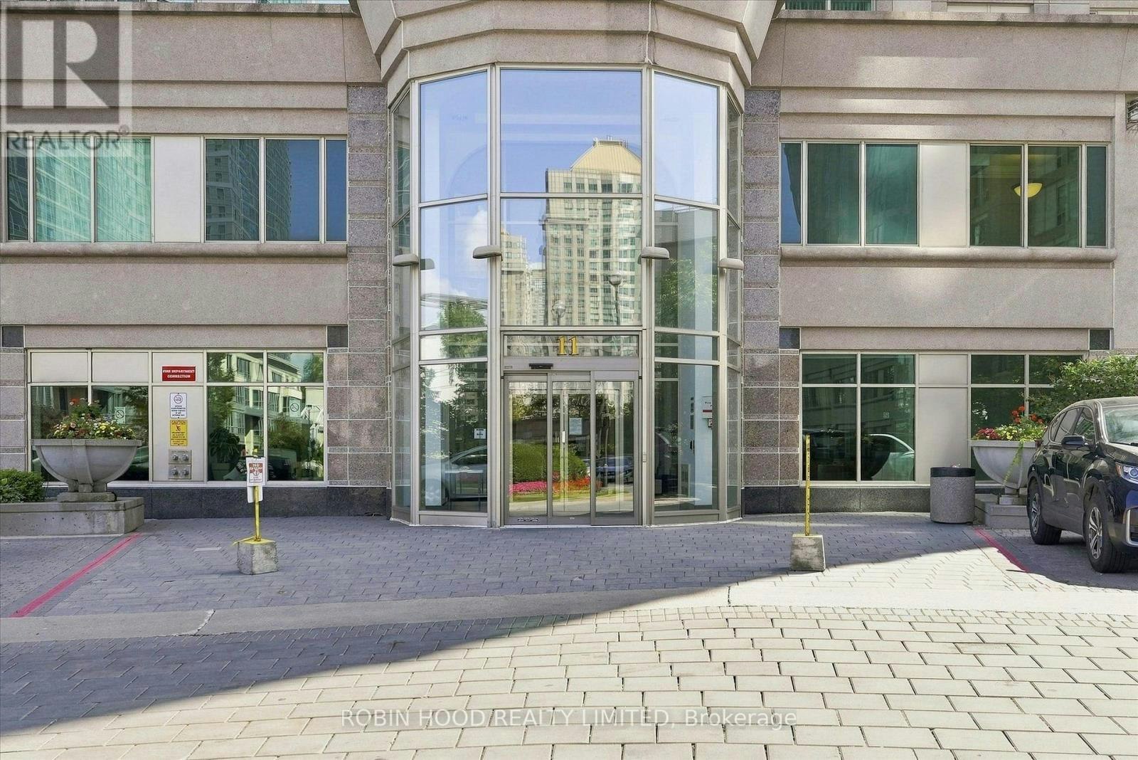 PH109-11 Lee Centre Drive, Toronto, ON, M1H 3J5