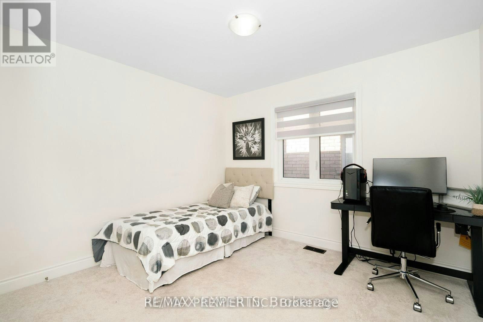 89 Forest Edge Crescent, East Gwillimbury, ON, L9N 0S6 - 13