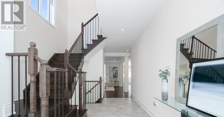 89 Forest Edge Crescent, East Gwillimbury, ON, L9N 0S6 - 3