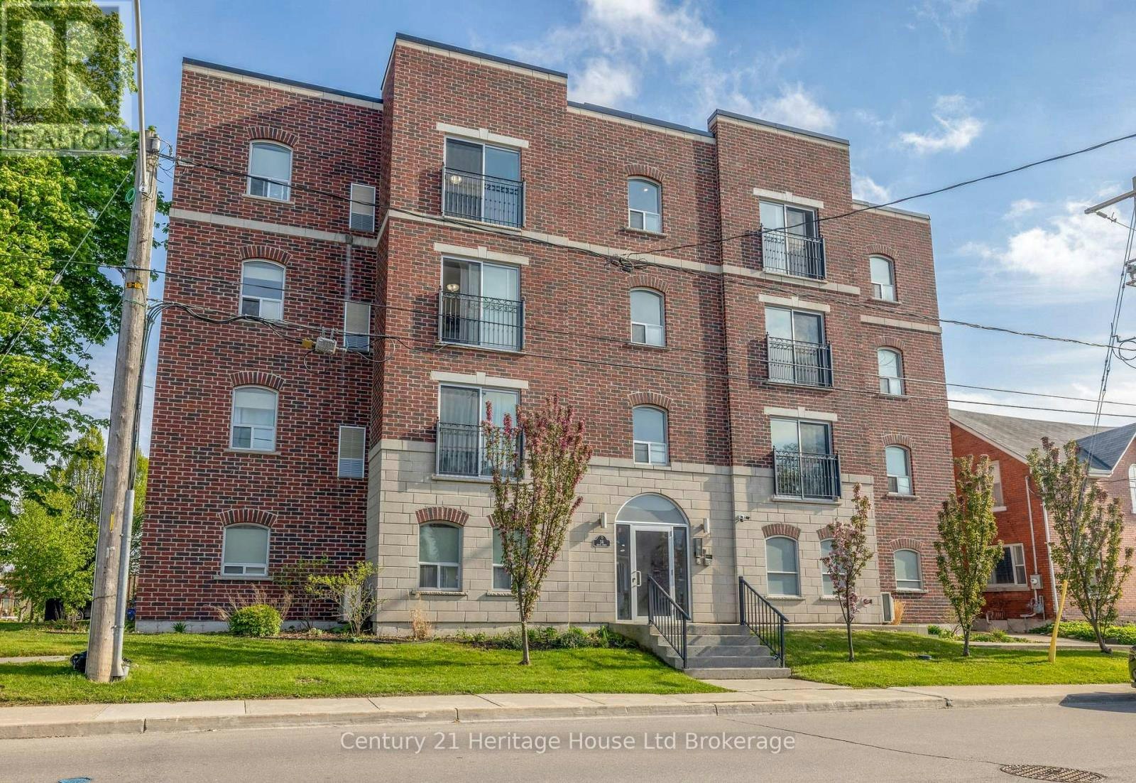 201-34 Brock Street, Woodstock, ON, N4S 3B5