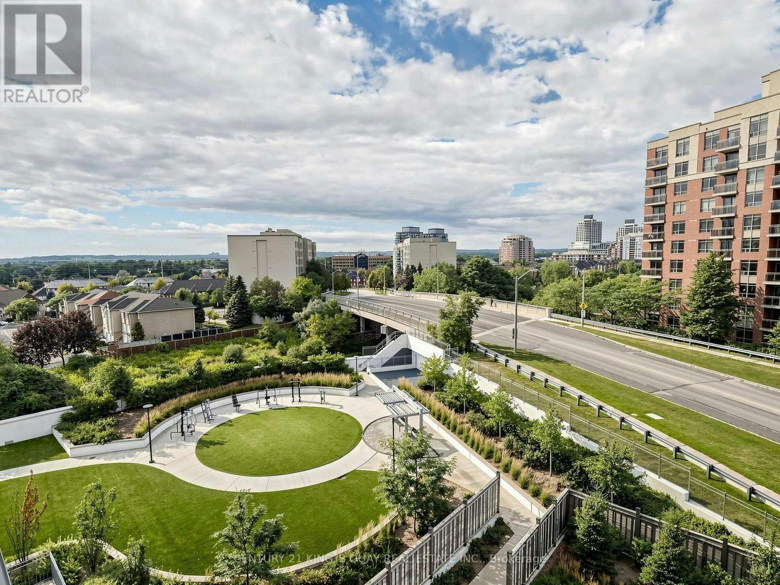 704-85 Oneida Crescent, Richmond Hill, ON, L4B 0H4 - 43