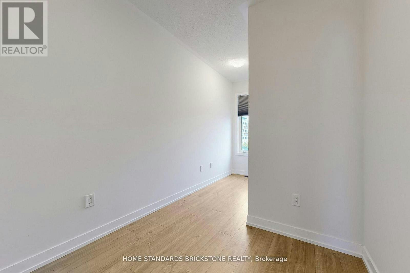215 Salterton Circle, Vaughan, ON, L6A 4Z2 - 18