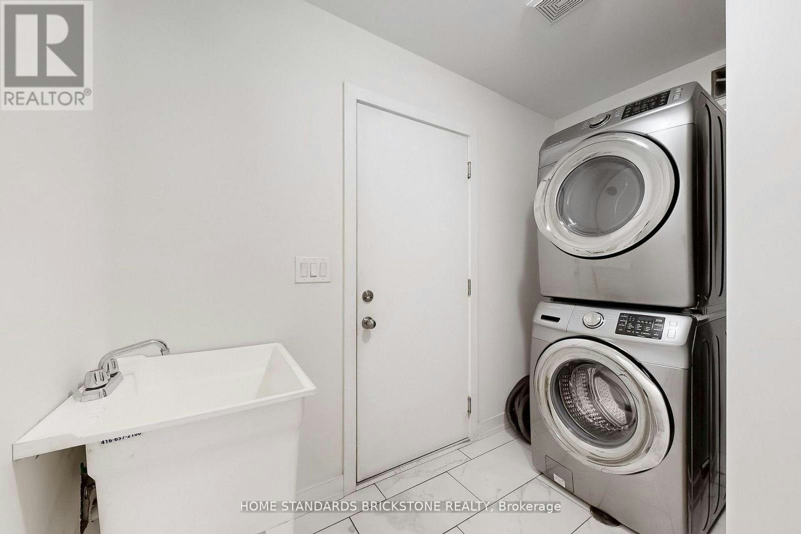 215 Salterton Circle, Vaughan, ON, L6A 4Z2 - 25