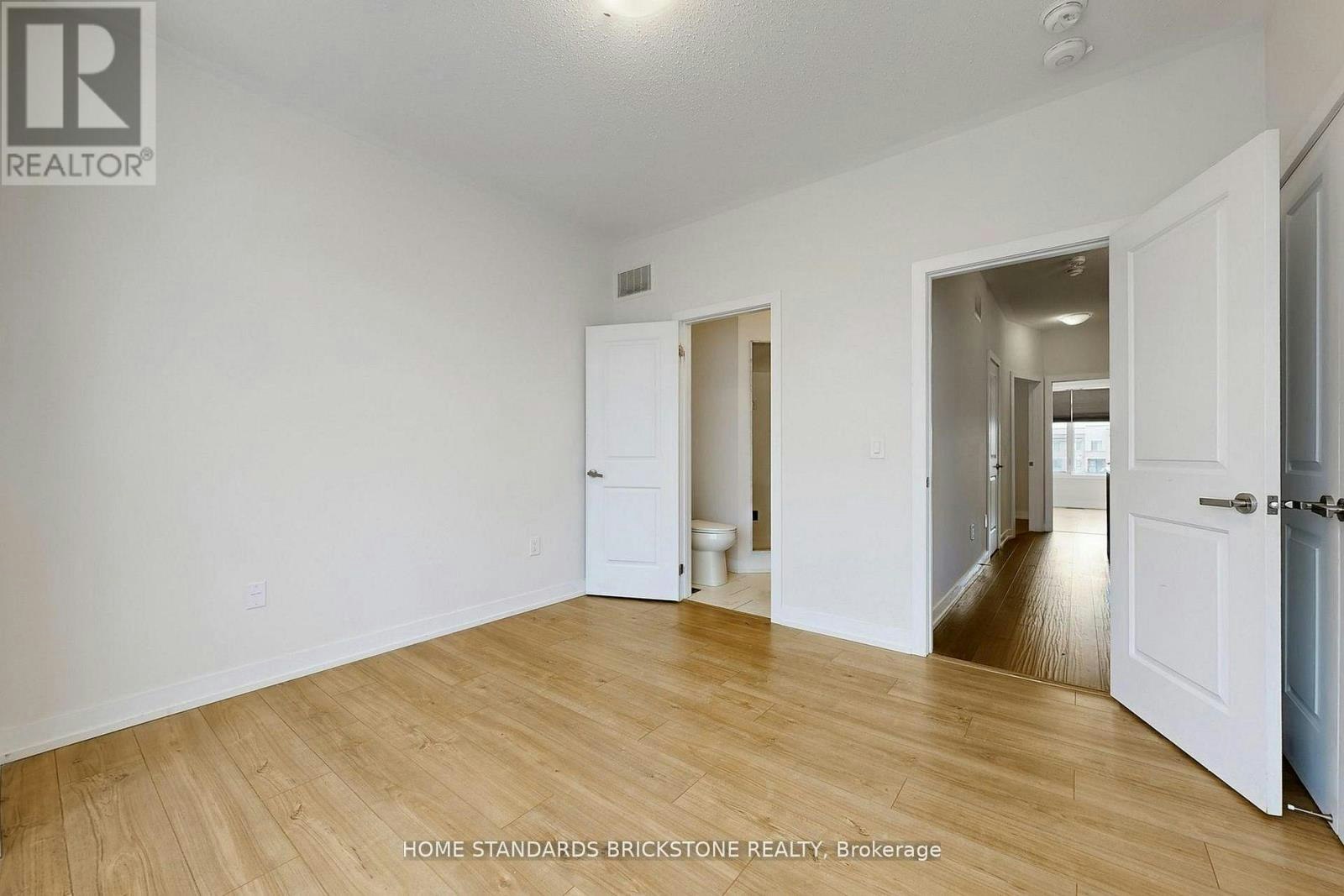 215 Salterton Circle, Vaughan, ON, L6A 4Z2 - 15