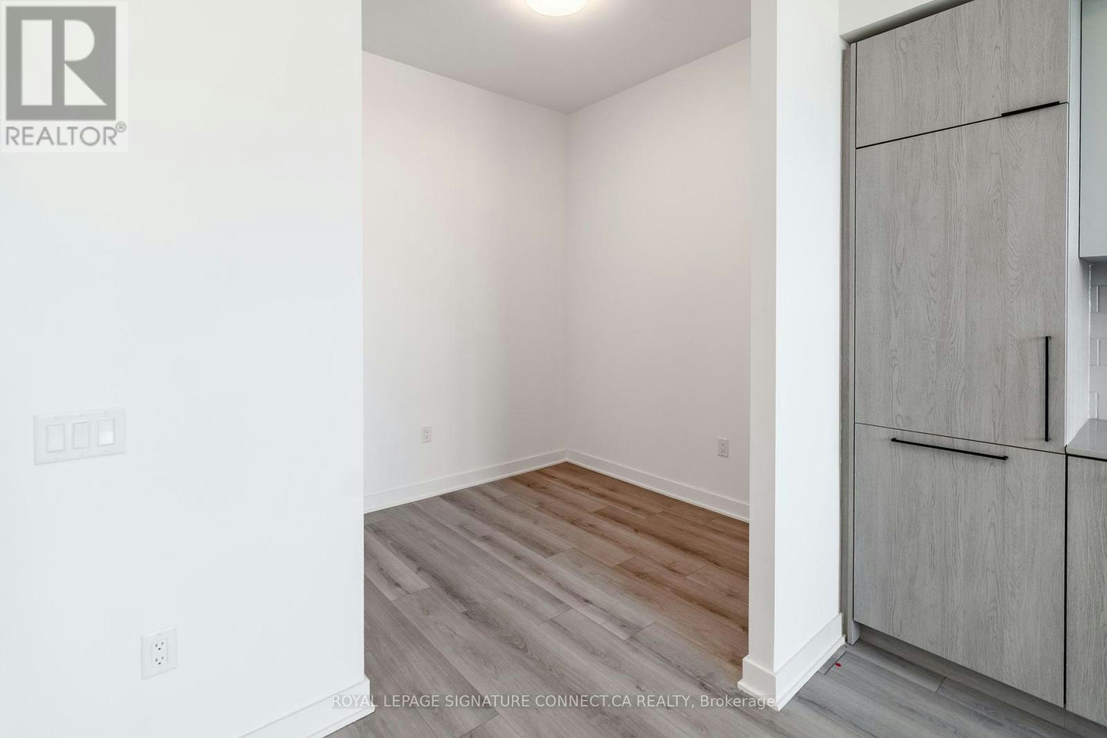 310-1185 Dupont Street, Toronto, ON, M6H 0G5 - 8
