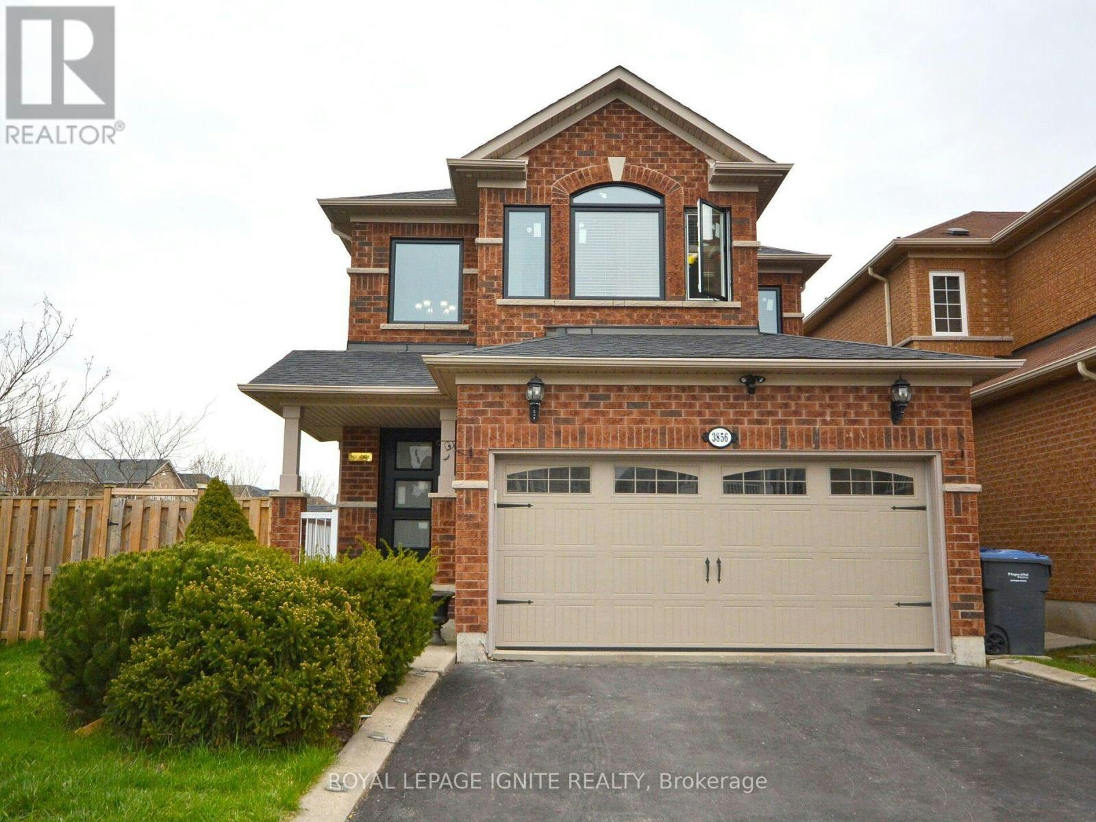 MAIN-3856 Passway Road, Mississauga, ON, L5N 8N8