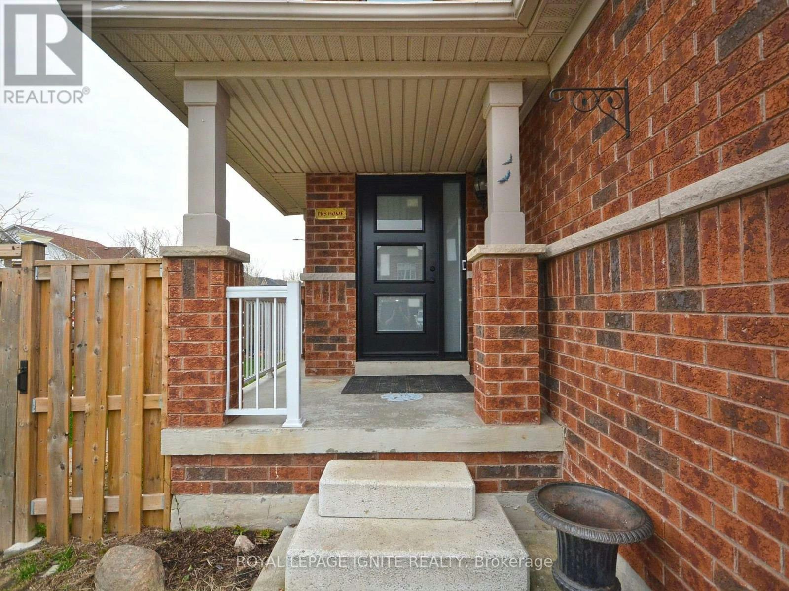 MAIN-3856 Passway Road, Mississauga, ON, L5N 8N8 - 2