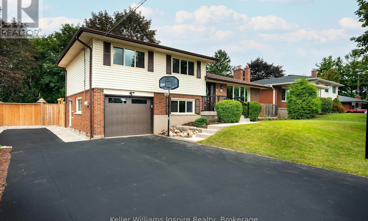 14 Cheltonwood Avenue