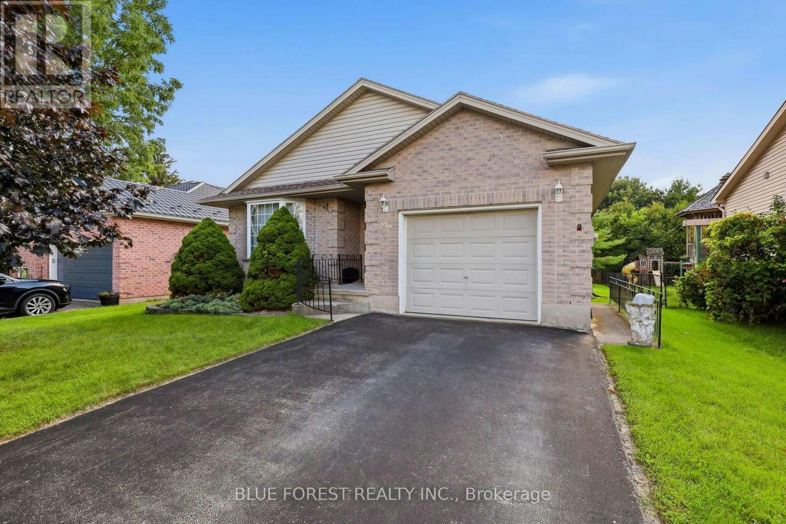 236 Margaret Street, Dutton, ON, N0L 1J0