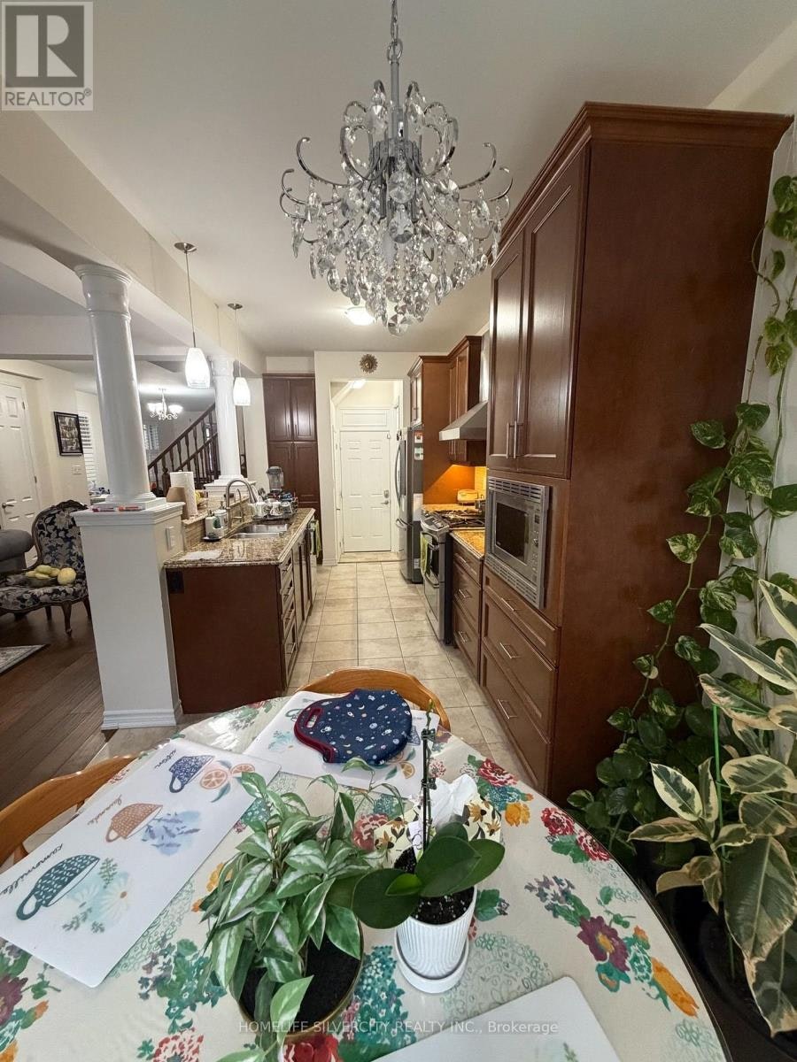 176 Robert Parkinson Drive, Brampton, ON, L7A 4G8 - 9