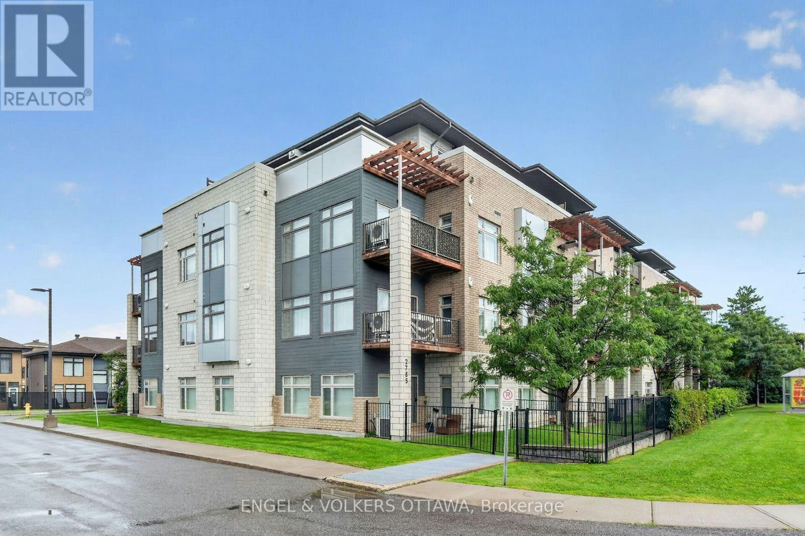 310-2785 Baseline Road, Ottawa, ON, K2H 1G9