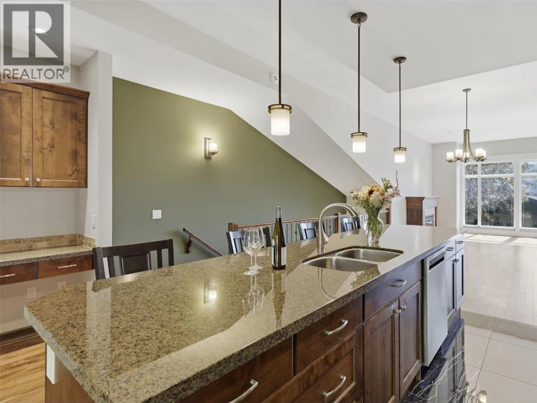 1637 Golf Ridge Way, Kamloops, BC, V2H 0A5 - 8
