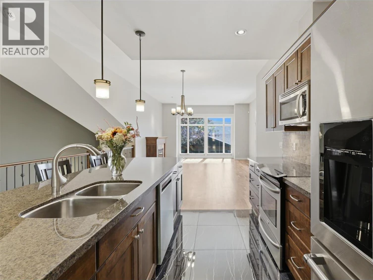 1637 Golf Ridge Way, Kamloops, BC, V2H 0A5 - 9