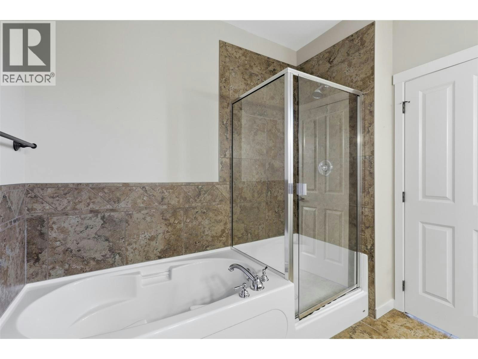 1637 Golf Ridge Way, Kamloops, BC, V2H 0A5 - 25
