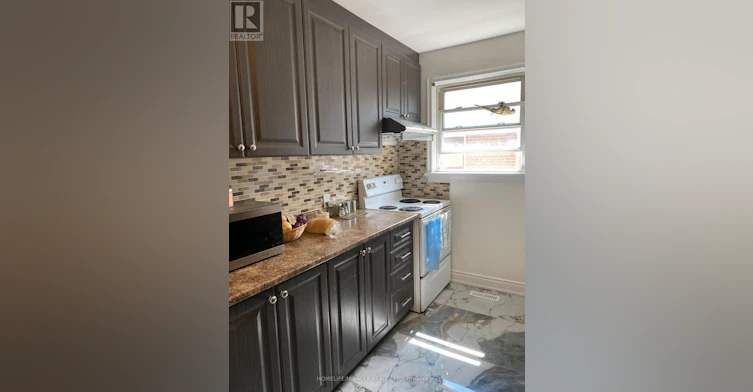 MAIN-43 Corby Crescent, Brampton, ON, L6Y 1H3 - 7
