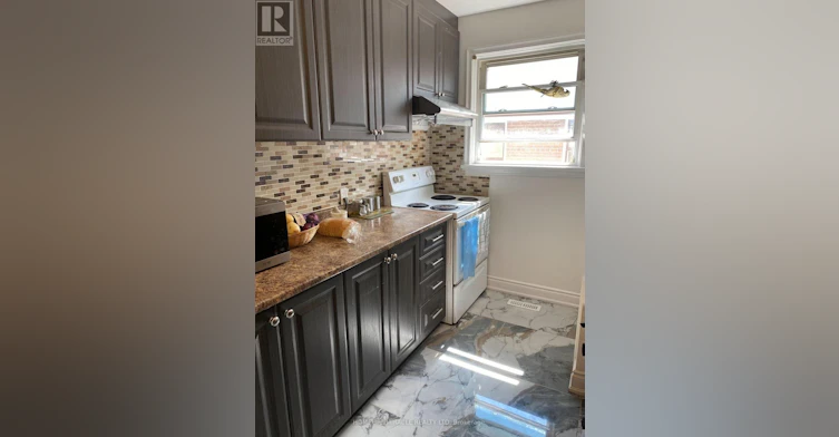 MAIN-43 Corby Crescent, Brampton, ON, L6Y 1H3 - 6