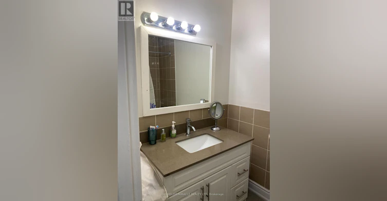 MAIN-43 Corby Crescent, Brampton, ON, L6Y 1H3 - 10