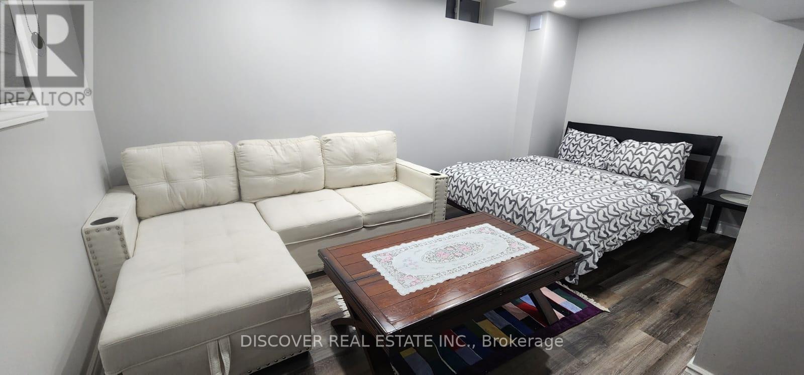 5806 Rainberry Drive, Mississauga, ON, L5M 6S2 - 12
