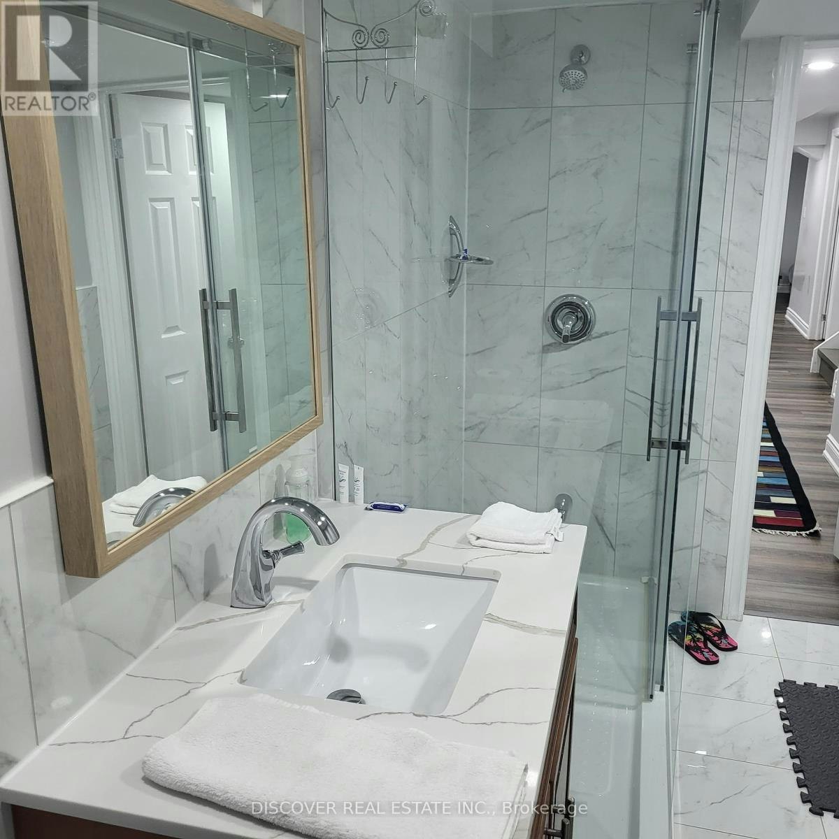 5806 Rainberry Drive, Mississauga, ON, L5M 6S2 - 5