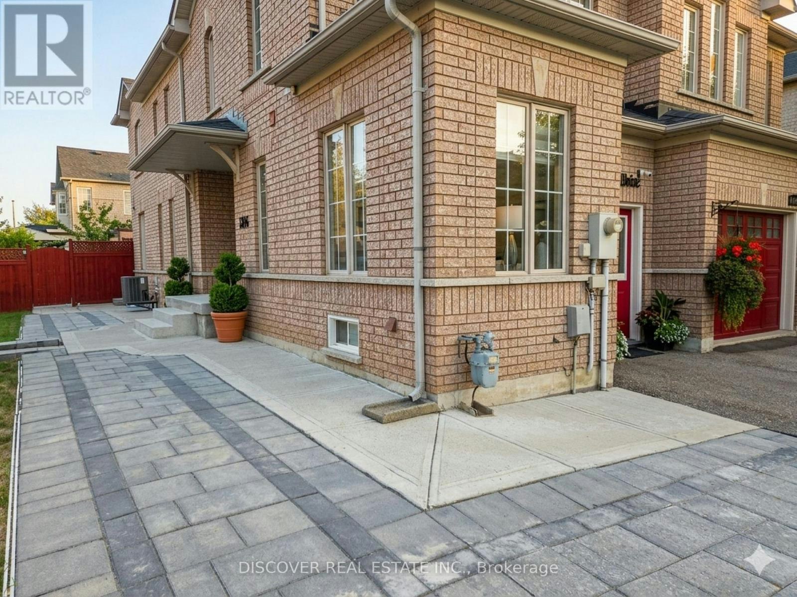 5806 Rainberry Drive, Mississauga, ON, L5M 6S2 - 36