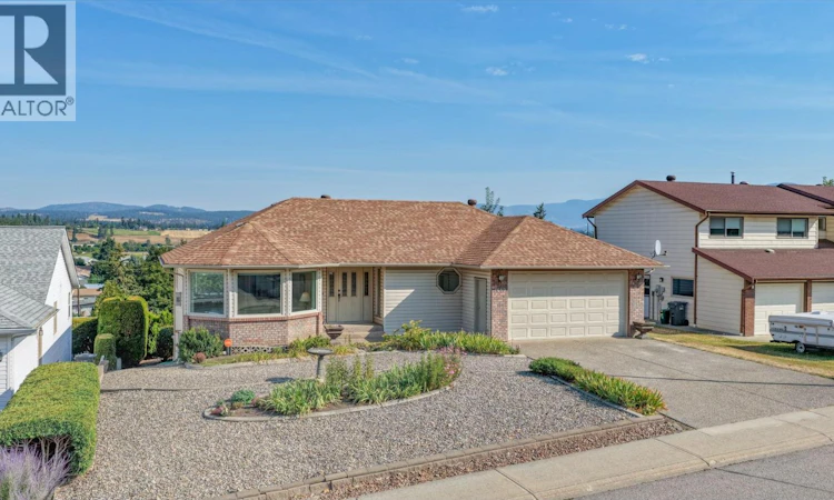 2650 Catherine Crescent
