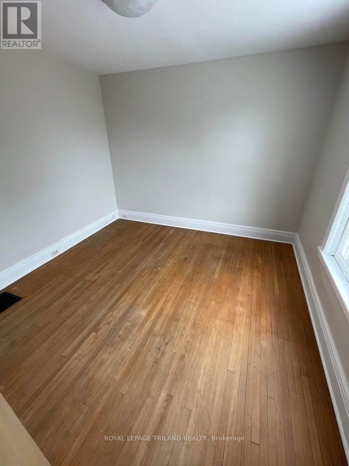 2 - 23-5 Chestnut Street, St. Thomas, ON, N5R 2A8 - 3