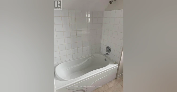 2 - 23-5 Chestnut Street, St. Thomas, ON, N5R 2A8 - 4