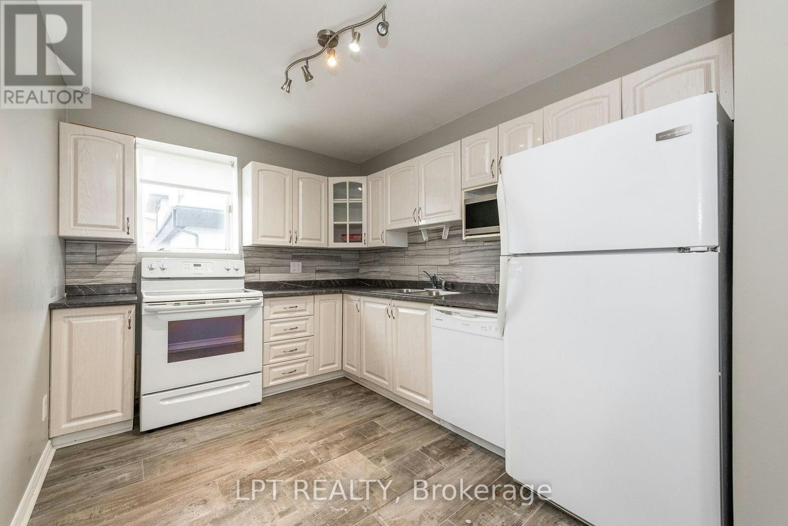 1474 Goth Avenue, Ottawa, ON, K1T 1E4 - 13
