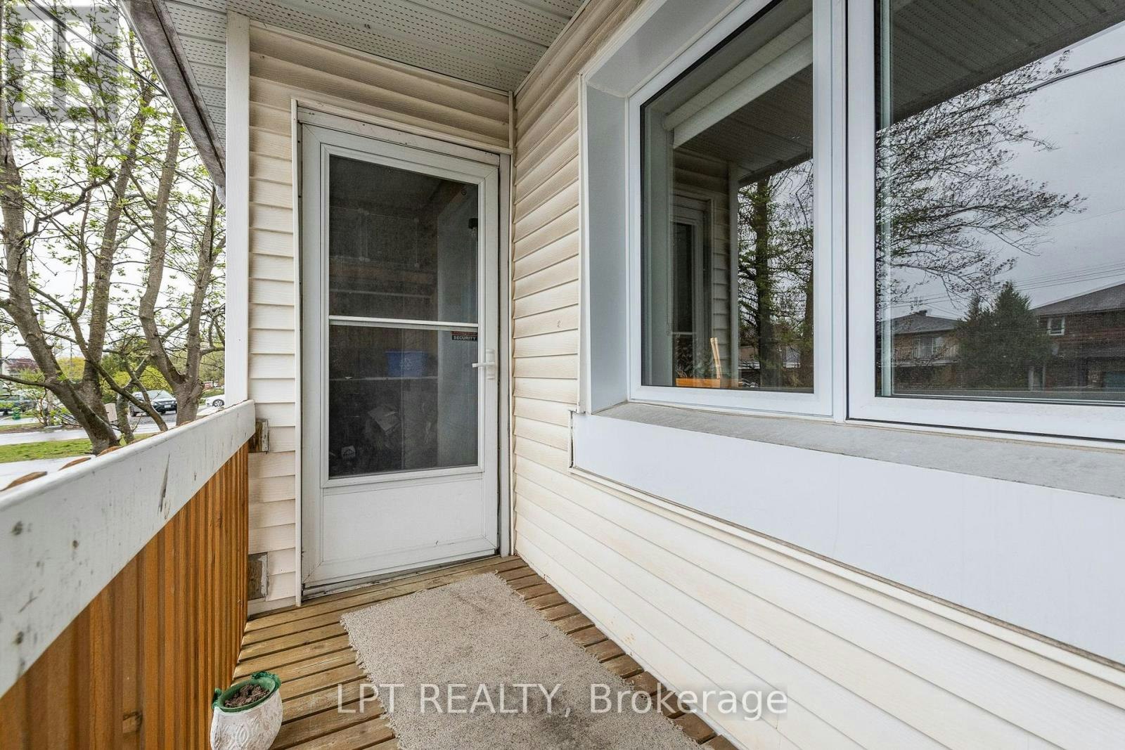 1474 Goth Avenue, Ottawa, ON, K1T 1E4 - 4