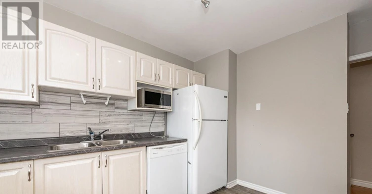 1474 Goth Avenue, Ottawa, ON, K1T 1E4 - 15