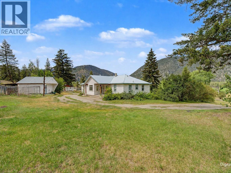 1167 3 Highway, Princeton, BC, V0X 1W0 - 10