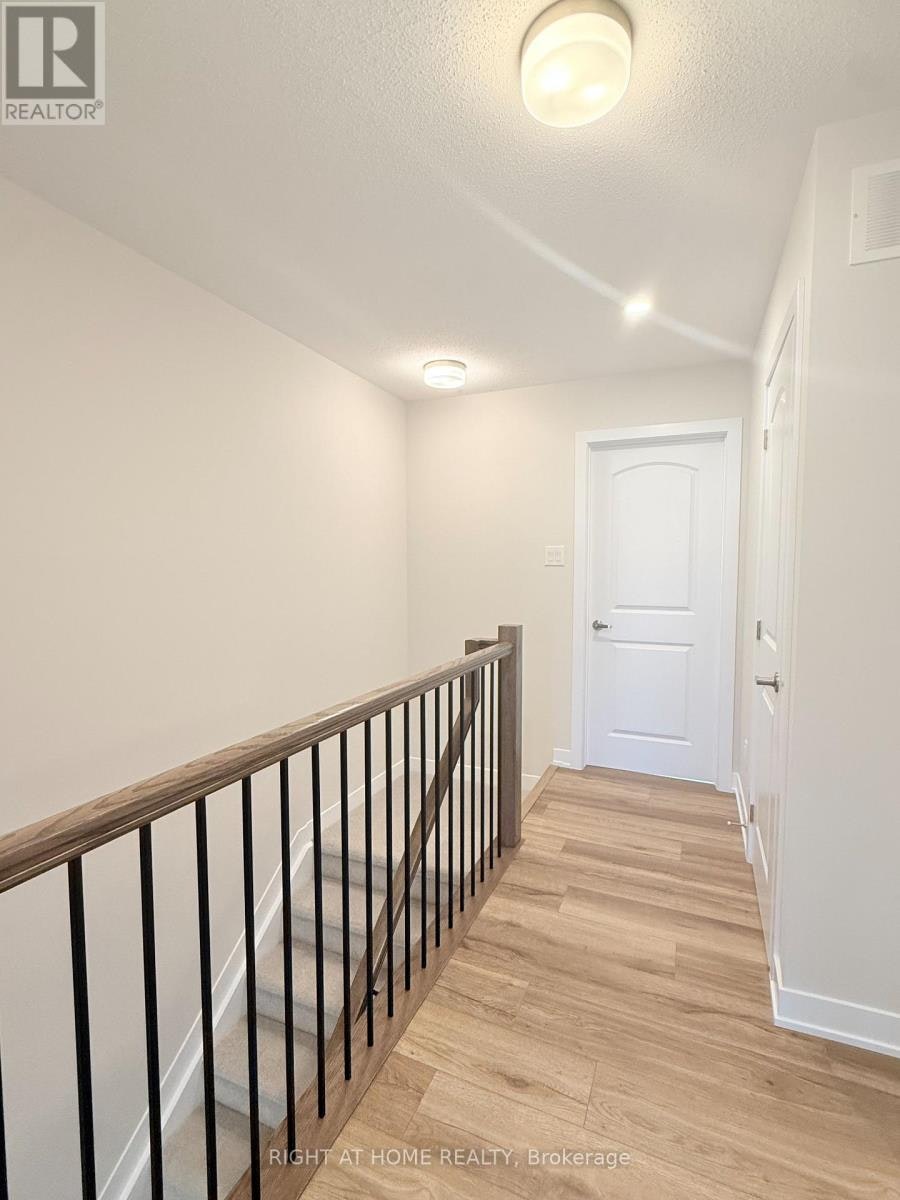 737 Haflinger Row, Ottawa, ON, K0A 2Z0 - 16