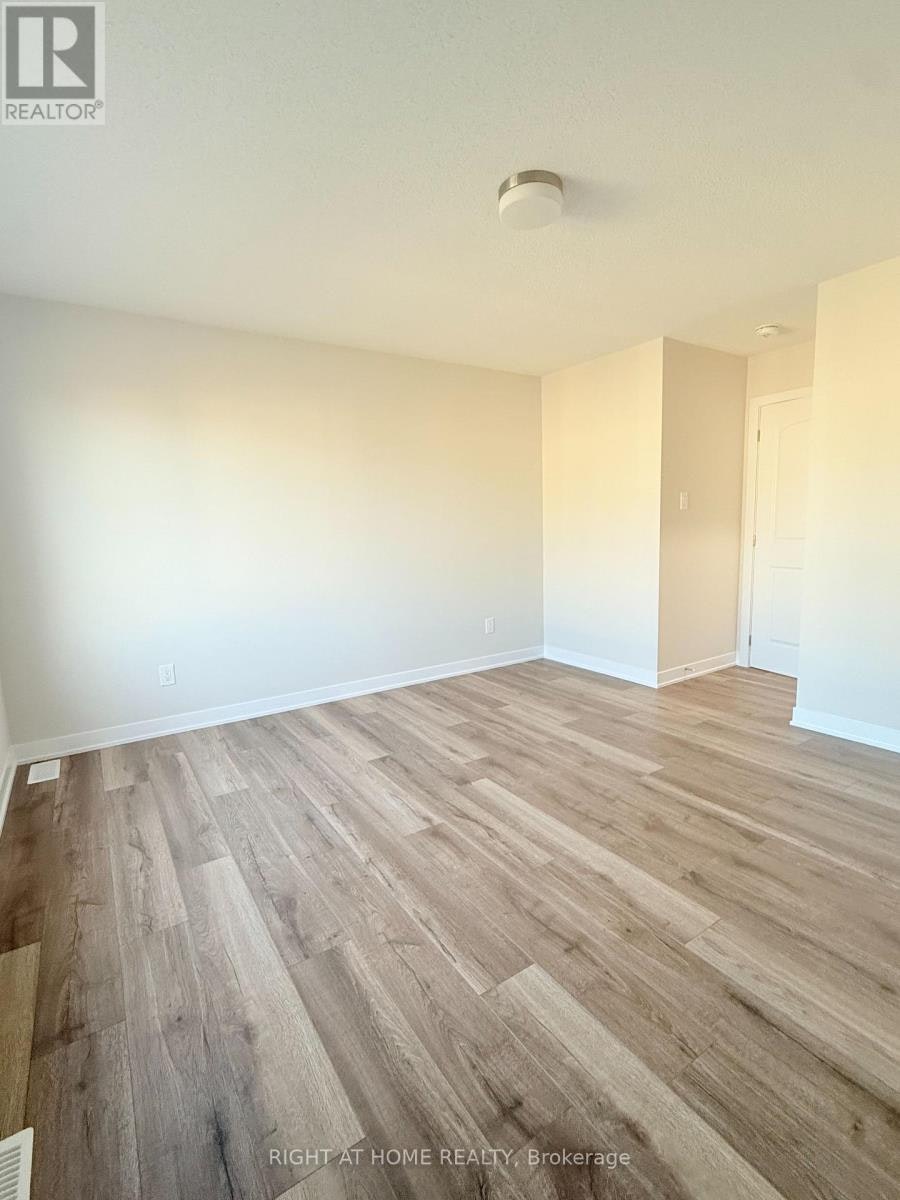 737 Haflinger Row, Ottawa, ON, K0A 2Z0 - 17