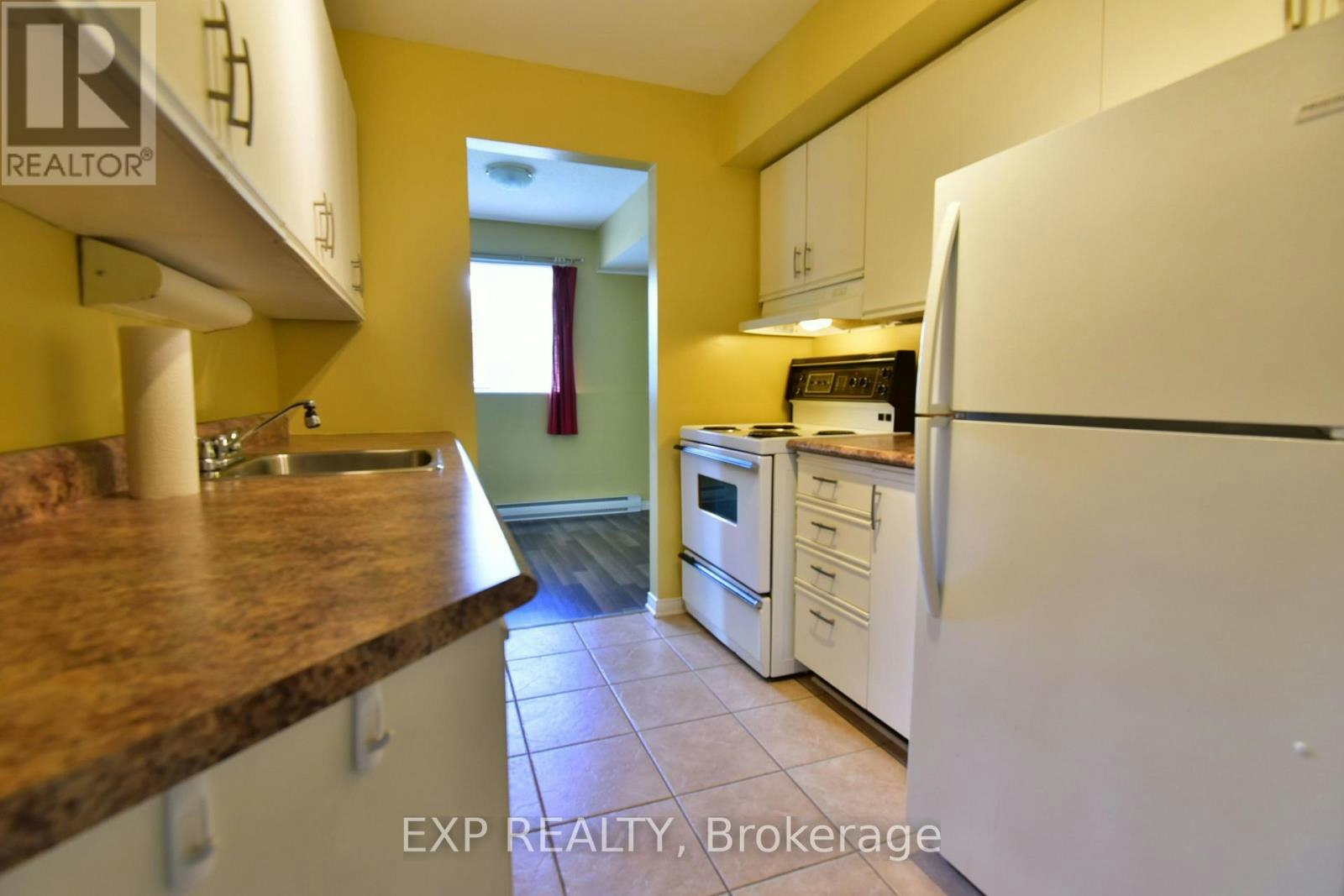 5-266 Lorry Greenberg Drive, Ottawa, ON, K1T 3J9 - 12