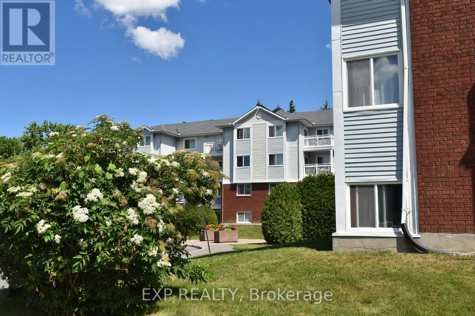 5-266 Lorry Greenberg Drive, Ottawa, ON, K1T 3J9 - 8