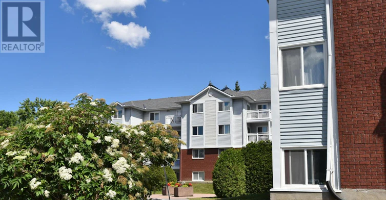 5-266 Lorry Greenberg Drive, Ottawa, ON, K1T 3J9 - 8